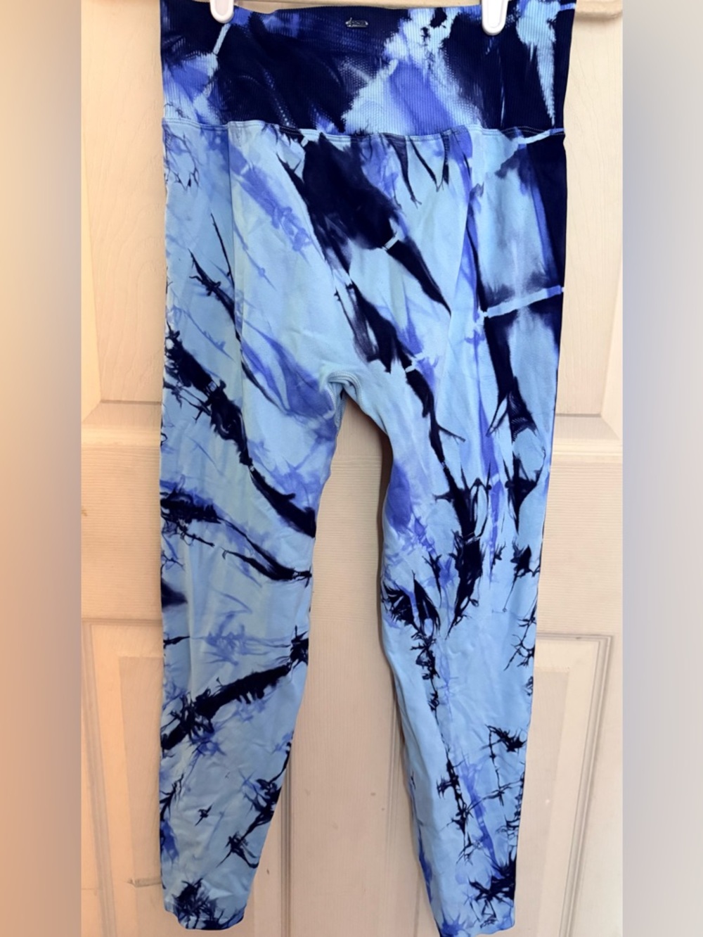 Victoria's Secret High Waist Leggings Light Sky Spiral Tie Dye Size M